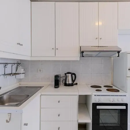 Sea Breeze Apartments, Beachfront Location Apartment Skala Fourkas