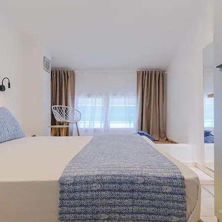 Sea Breeze Apartments, Beachfront Location Apartment Skala Fourkas