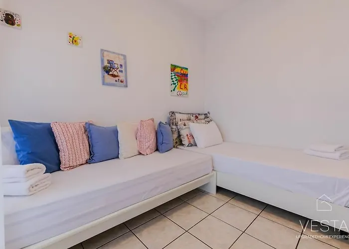 Sea Breeze Apartments, Beachfront Location Appartamento *