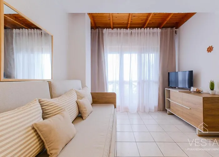 Appartamento Sea Breeze Apartments, Beachfront Location *