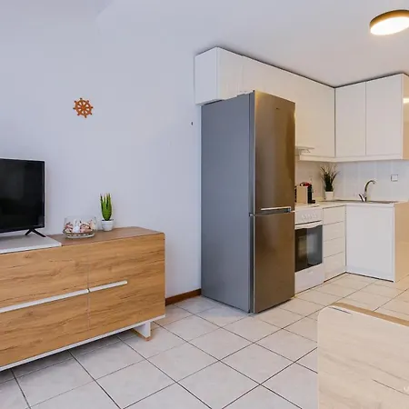 Apartman Sea Breeze Apartments, Beachfront Location *