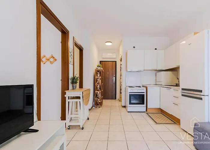 Sea Breeze Apartments, Beachfront Location Lejlighed *