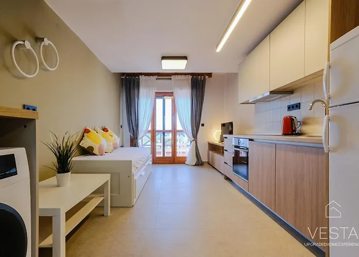 Sea Breeze Apartments, Beachfront Location Lejlighed
