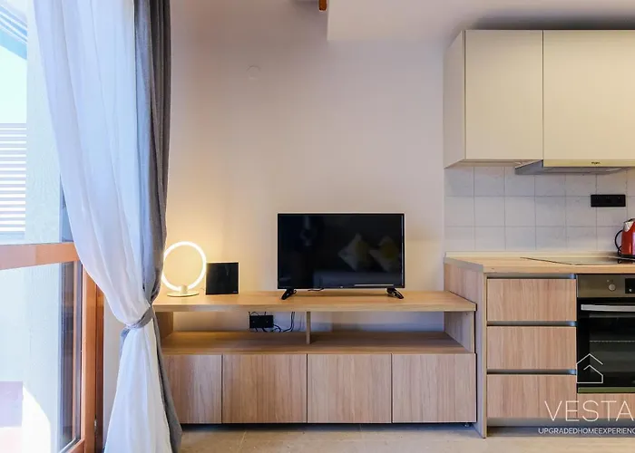 Sea Breeze Apartments, Beachfront Location Lejlighed