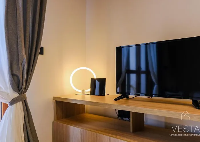 Sea Breeze Apartments, Beachfront Location Lejlighed *