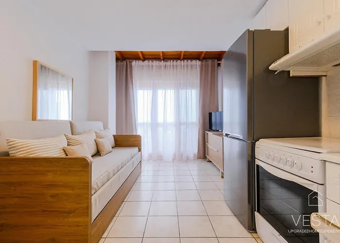 Lejlighed Sea Breeze Apartments, Beachfront Location *