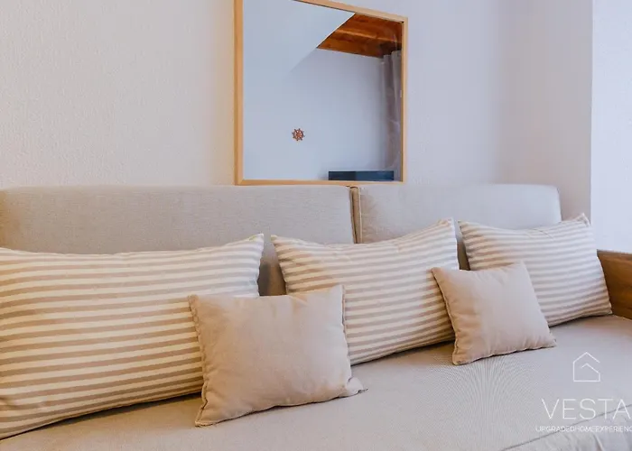 Lejlighed Sea Breeze Apartments, Beachfront Location